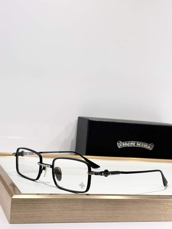 Picture of Chrome Hearts Sunglasses _SKUfw76704454fw